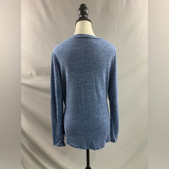 Blue Knit Tee With Asymmetric Hemline - Picture 9 of 9